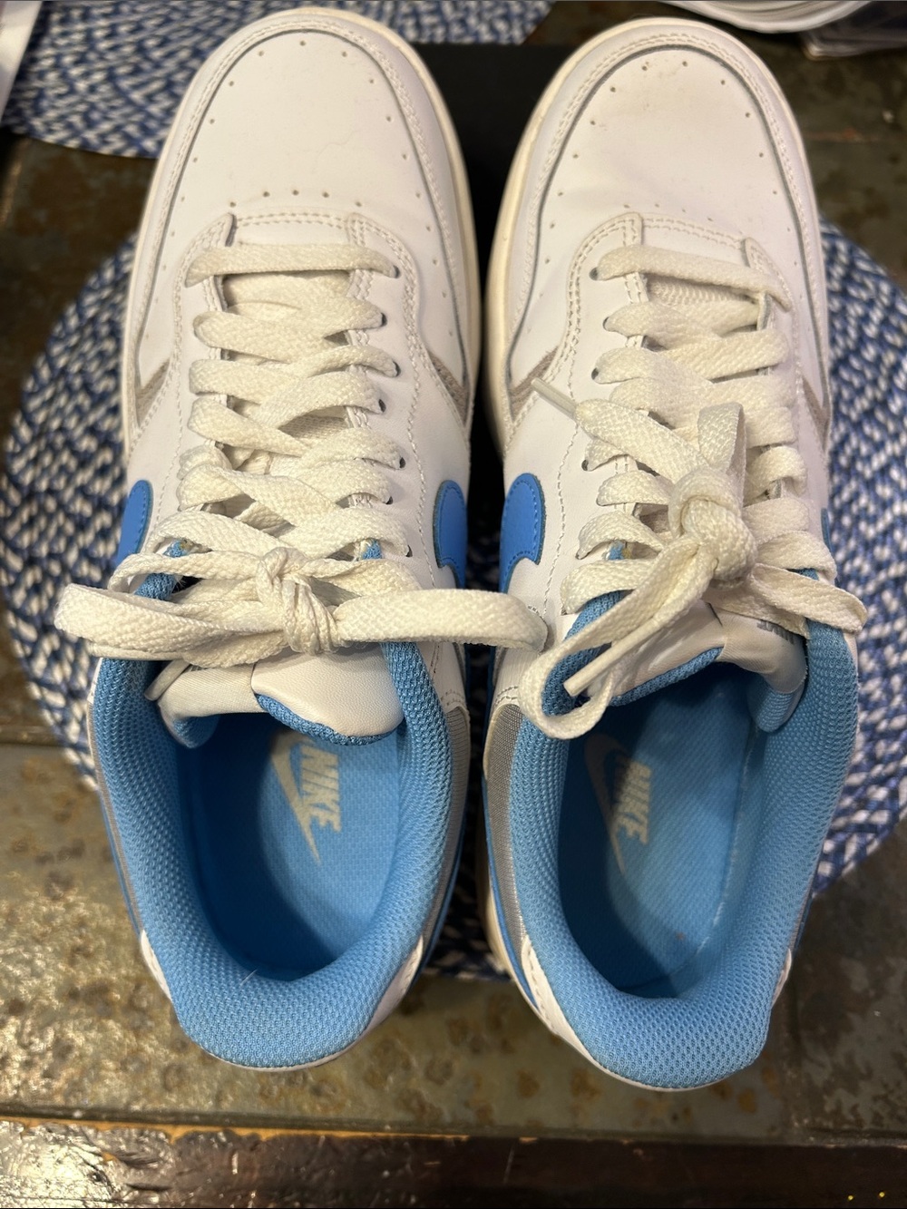 Nike Kids White & Light Blue Low-Top Sneakers